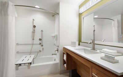 Home2 Suites by Hilton Middleburg Heights Cleveland