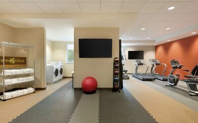 Home2 Suites by Hilton Middleburg Heights Cleveland