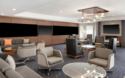 Courtyard by Marriott Cleveland Airport South