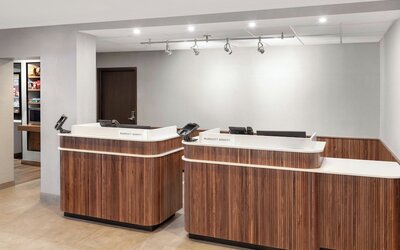 Courtyard by Marriott Cleveland Airport South