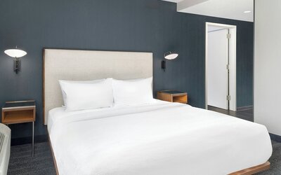 Courtyard by Marriott Cleveland Airport South