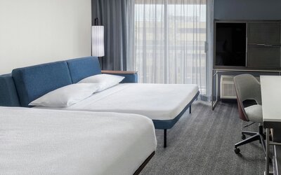 Courtyard by Marriott Cleveland Airport South