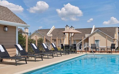 Sonesta Simply Suites Cleveland Airport