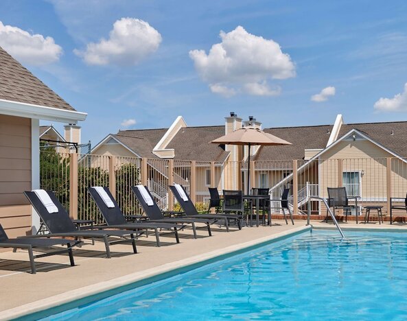 Sonesta Simply Suites Cleveland Airport