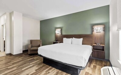 Quality Inn & Suites Columbia Harbison