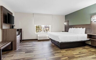 Quality Inn & Suites Columbia Harbison