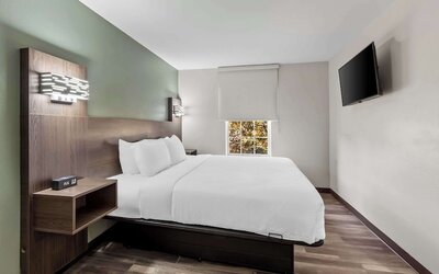 Quality Inn & Suites Columbia Harbison