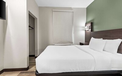 Quality Inn & Suites Columbia Harbison
