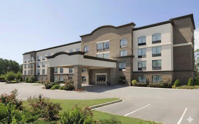 Lexington Expo Hotel by IHG