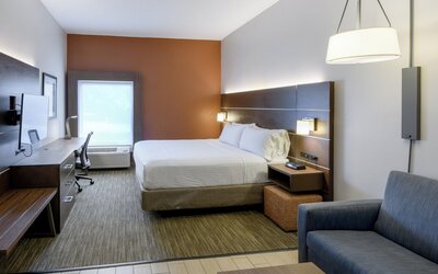 Holiday Inn Express Hotel & Suites Blythewood by IHG