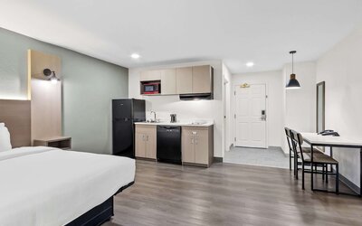 MainStay Suites Columbia Harbison