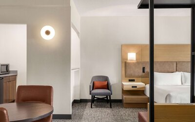 DoubleTree by Hilton Columbus Dublin