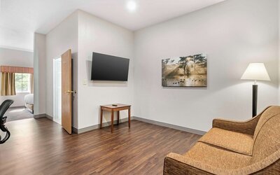 Country Inn & Suites by Radisson, Pickerington, OH