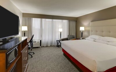 Drury Inn & Suites Columbus Dublin