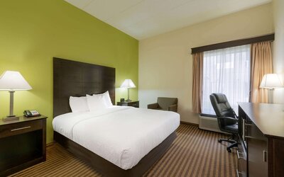 La Quinta Inn & Suites by Wyndham Columbus - Grove City