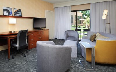 Courtyard by Marriott Columbus Dublin