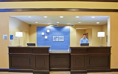 Holiday Inn Express Columbus-Dublin by IHG