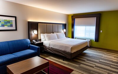 Holiday Inn Express Columbus-Dublin by IHG