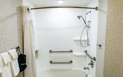 Holiday Inn Express Columbus-Dublin by IHG