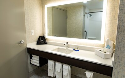 Holiday Inn Express Columbus-Dublin by IHG