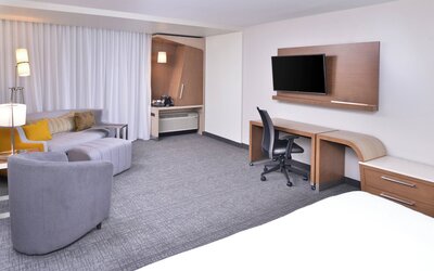 Courtyard by Marriott Columbus Grove City