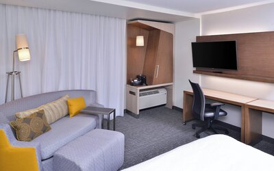 Courtyard by Marriott Columbus Grove City