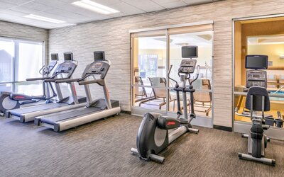 Courtyard by Marriott Columbus Grove City