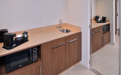 Courtyard by Marriott Columbus Grove City