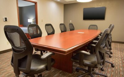 Drury Inn & Suites Columbus Grove City