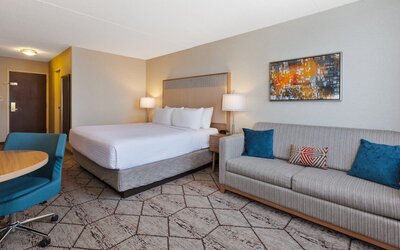Crowne Plaza Columbus North- Worthington by IHG