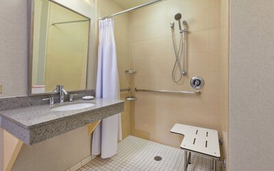 Crowne Plaza Columbus North- Worthington by IHG
