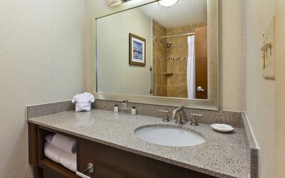 Crowne Plaza Columbus North- Worthington by IHG