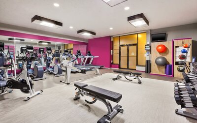 Crowne Plaza Columbus North- Worthington by IHG