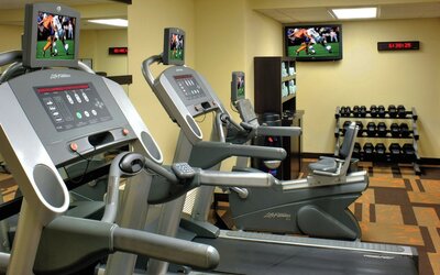Courtyard by Marriott Columbus Worthington