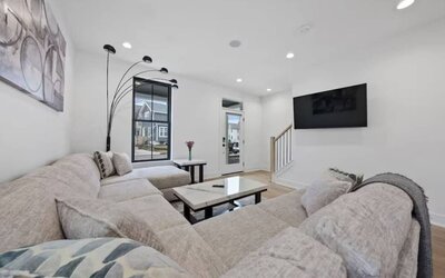Jungle House Premier Residences – Downtown Columbus & Short North
