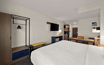 Comfort Suites Columbus East Broad