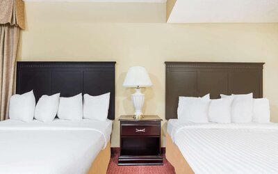 Hawthorn Extended Stay by Wyndham Columbus North