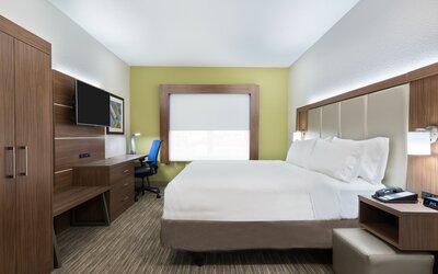Holiday Inn Express & Suites Columbus Airport East by IHG