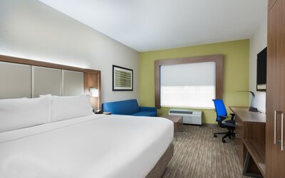 Holiday Inn Express & Suites Columbus Airport East by IHG