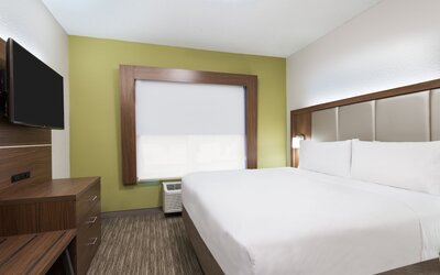 Holiday Inn Express & Suites Columbus Airport East by IHG