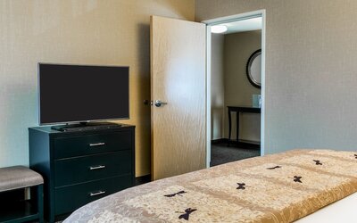 Cambria Hotel Columbus - Polaris