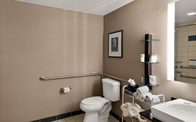 Cambria Hotel Columbus - Polaris