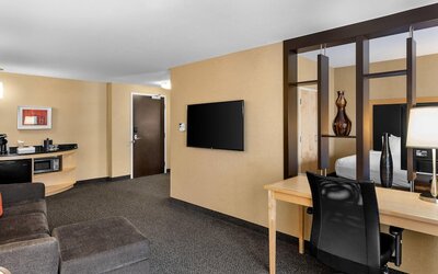 Cambria Hotel Columbus - Polaris