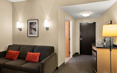 Cambria Hotel Columbus - Polaris