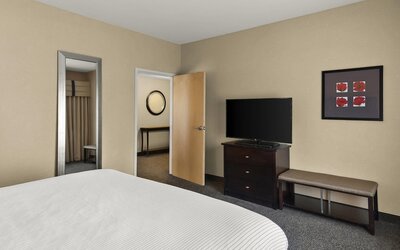 Cambria Hotel Columbus - Polaris