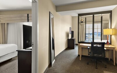 Cambria Hotel Columbus - Polaris