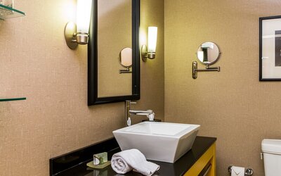 Cambria Hotel Columbus - Polaris