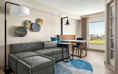 Anaheim Marriott Suites