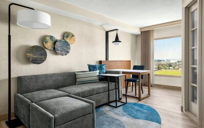 Anaheim Marriott Suites