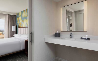 Anaheim Marriott Suites